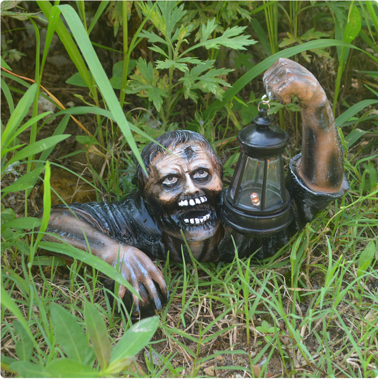 Creepy Zombie Garden Decoration 🧟‍♂️🏮